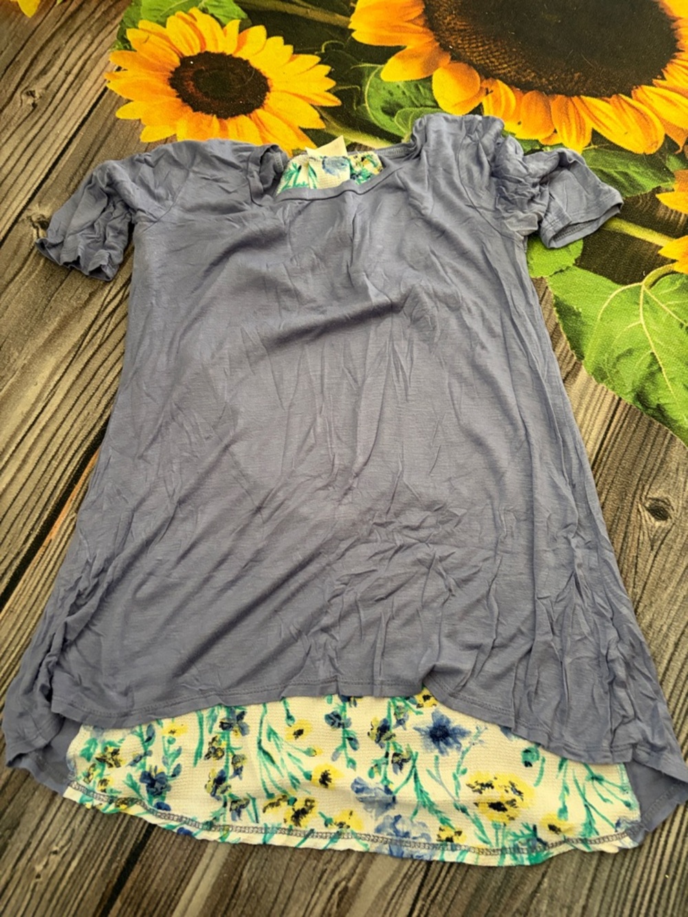 Women’s Floral Top in Light Lavender